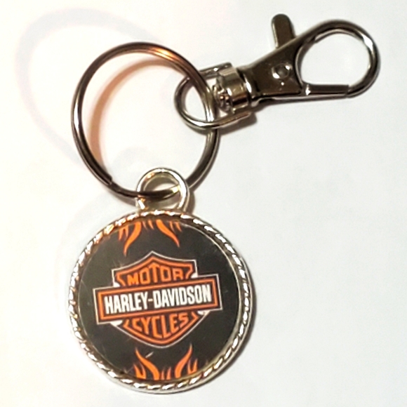 Motorcycle necklace or keyring multiple designs - Picture 3 of 3